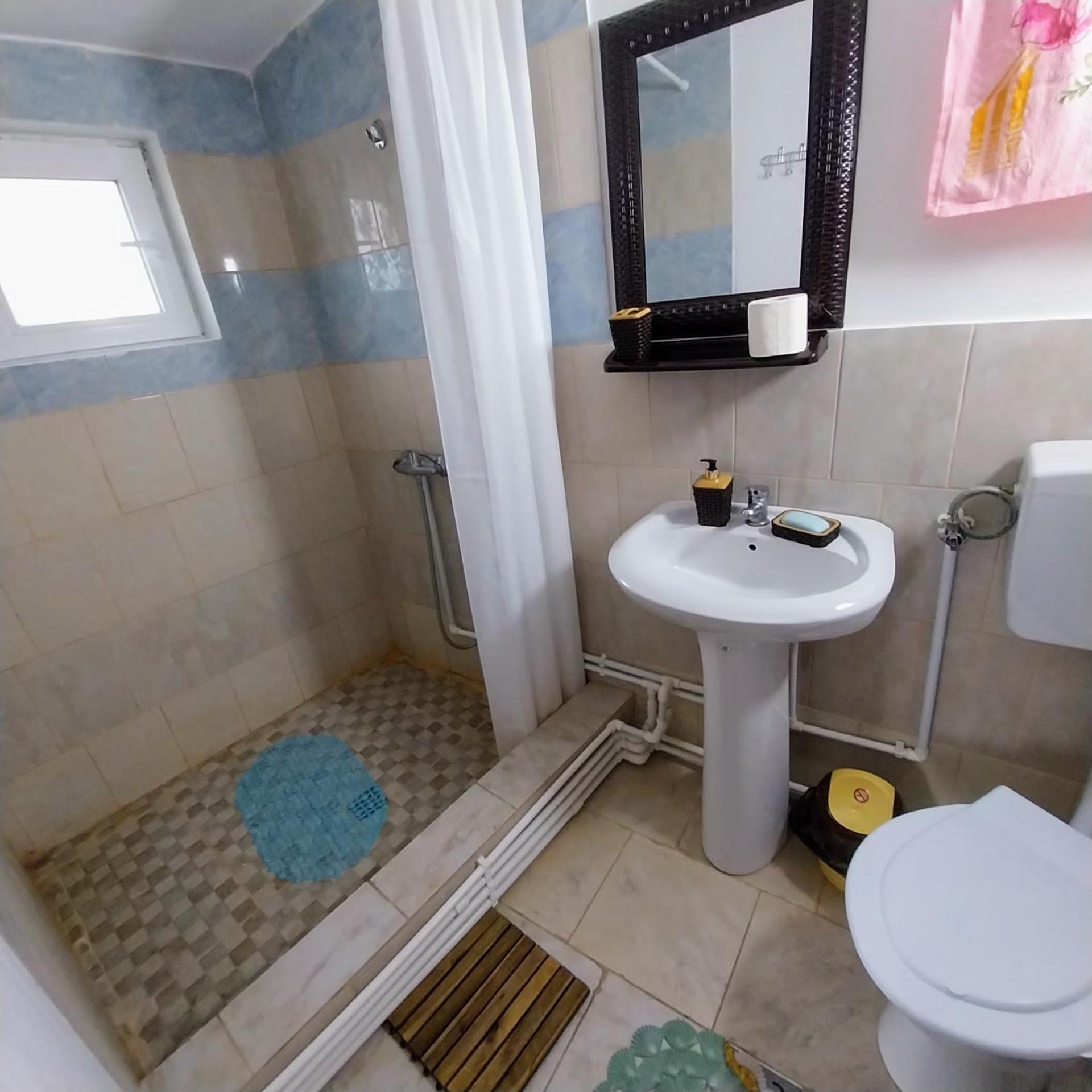 Hotel Casa Andreea à Novaci-Străini Extérieur photo