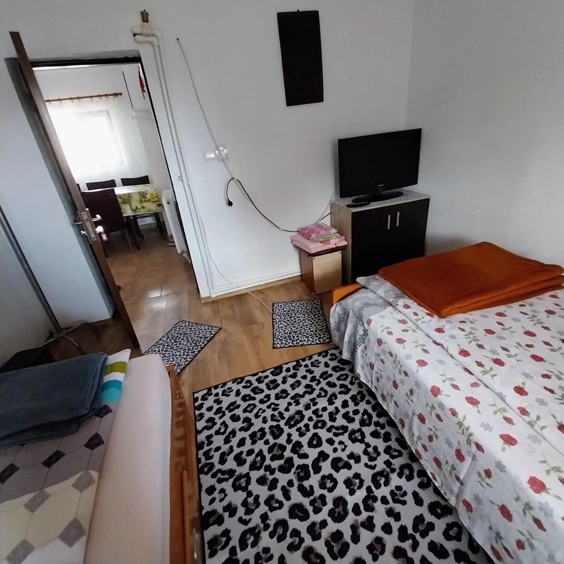 Hotel Casa Andreea à Novaci-Străini Extérieur photo