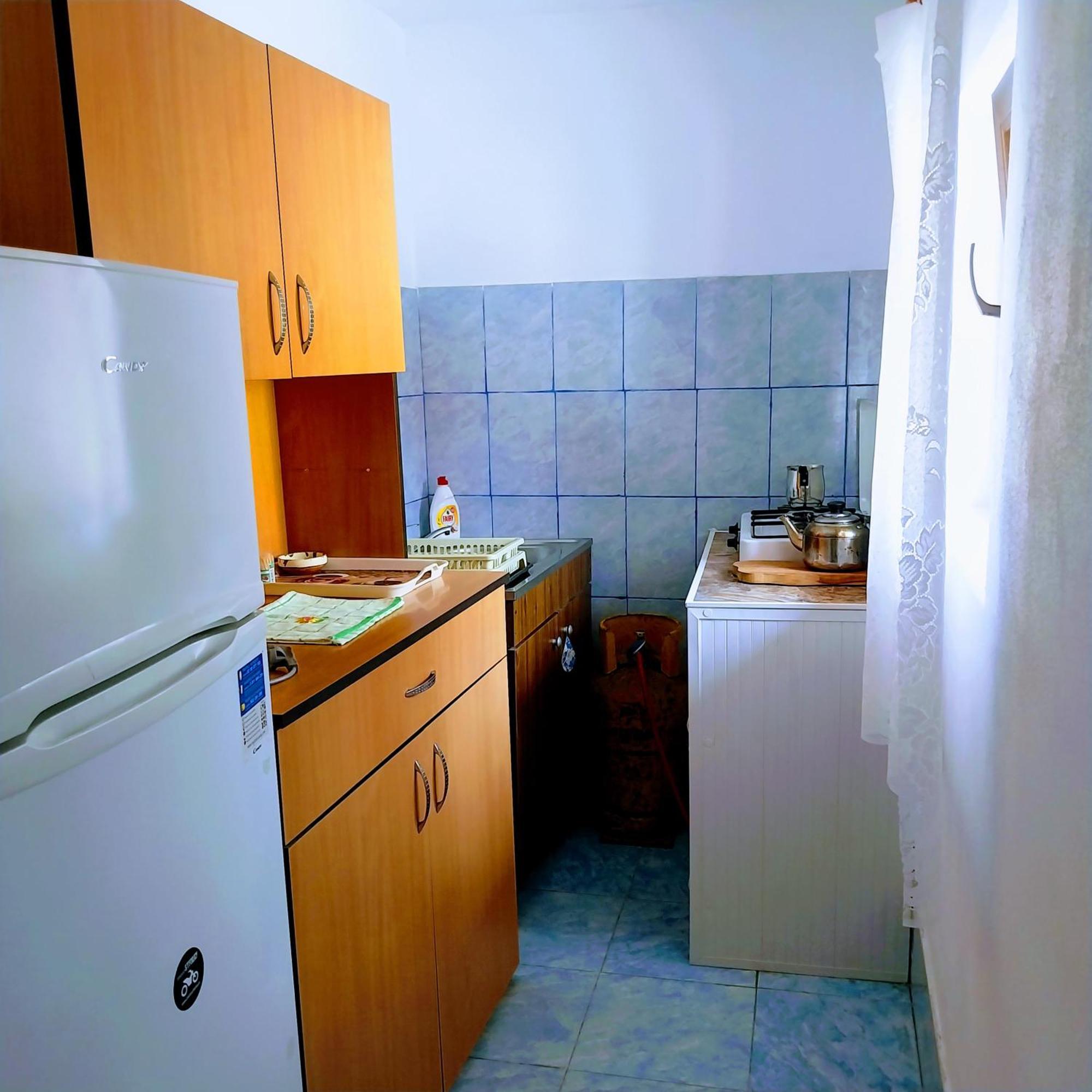 Hotel Casa Andreea à Novaci-Străini Extérieur photo